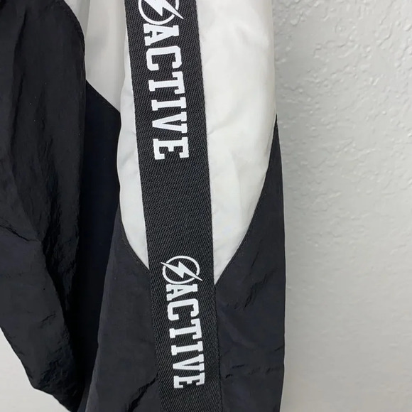 Yishion Casual Windbreaker Active Logo - Picture 9 of 10